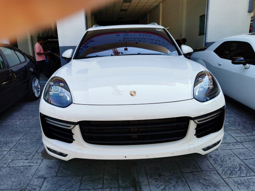 Imagen 2 de 15 de Cayenne Turbo S Impecable 2017