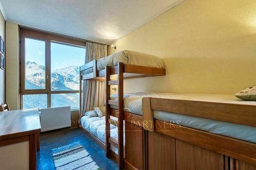 Duplex Excelente Ubicación, En Valle Nevado