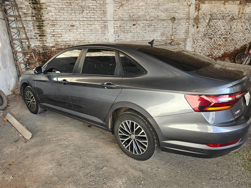 Volkswagen Vento 1.4 Comfortline 150cv At