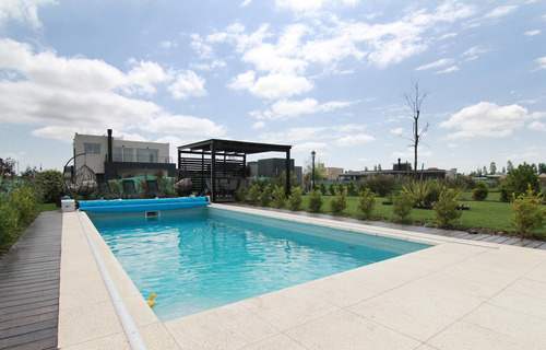 Casa En Venta - San Lucas