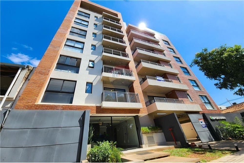 Vendo Departamento De 2 Dormitorios En Los Laureles