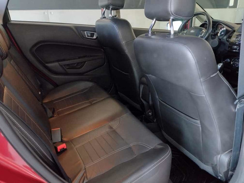 Imagen 7 de 7 de Ford Fiesta 1.6 Titanium