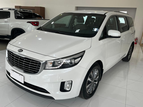 Kia Carnival EX 2.2 AT CRDI