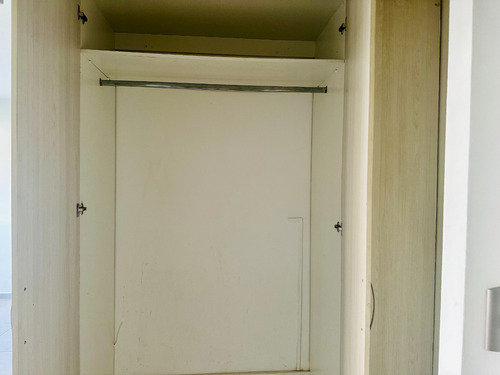 Estudio Con Terraza Vista 3 Cuadras Del Metro En Providencia