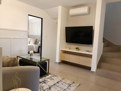 Casa En Venta En Ciudad Apodaca Centro