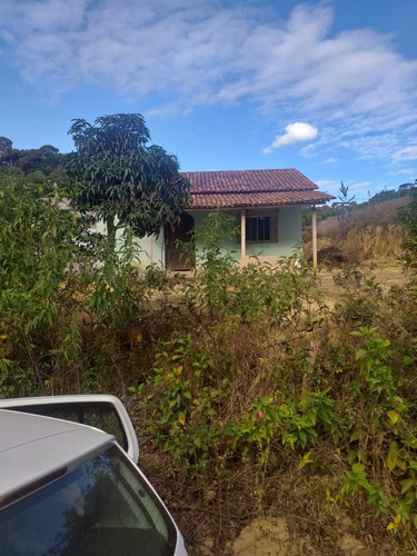 Imagem 1 de 6 de Vende-se Chácara Na Região Do Perocao