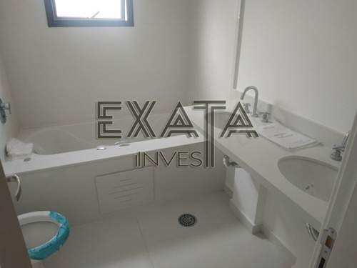 Imagem 20 de 30 de Cobertura Triplex Com 325m2 Úteis, Esta Com Piso Parquet E Hidro No Banheiro, Características Do Condomínio Children Care Jardim Piscina Sala De Ginástica - Cb00079 - 69370475