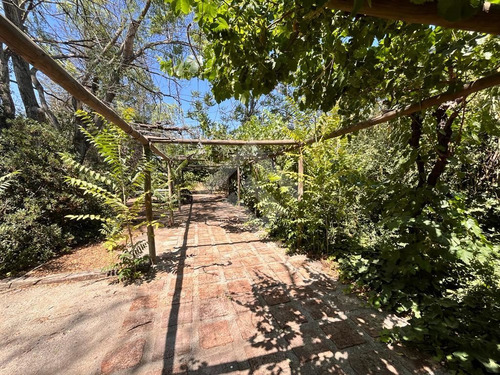 Casa En Venta De 4 Dorm. En Colina