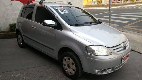 Imagem 2 de 9 de Vw Fox 1.0 4 Ptas