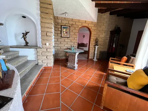Casa Amueblada Con Alberca Y Vistas Panorámicas ¡baja De Precio De $5'400,000. A $4'500,000!
