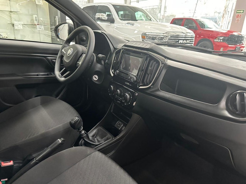 RAM 700 SLT REG CAB