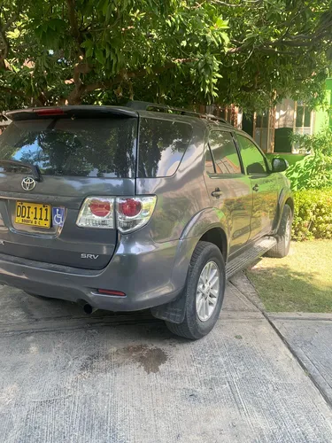 Toyota Fortuner 3.0 Sr5