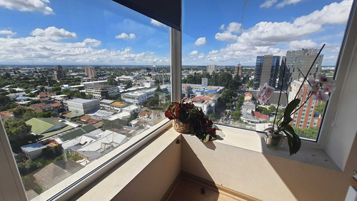 Piso 18 Al Oriente (83761)