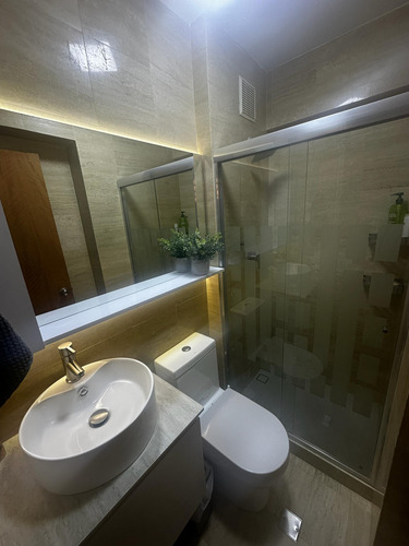 Apartamento En Lomas De Los Mangos, Valencia