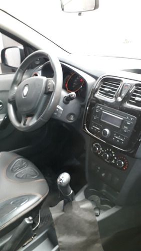 Renault Sandero Stepway 1.6 Dynamique 105cv 2015