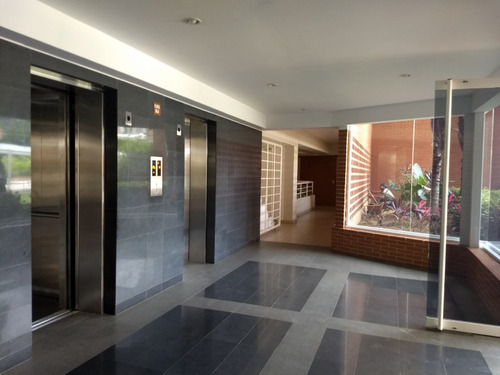 Imagen 6 de 14 de Se Vende Ph 327m2 4h+s/4b+s/2p Lomas Del Sol 6258