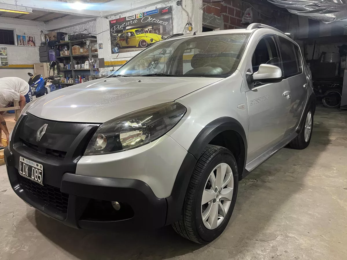 Renault Sandero Stepway 1.6 Privilege Nav 105cv