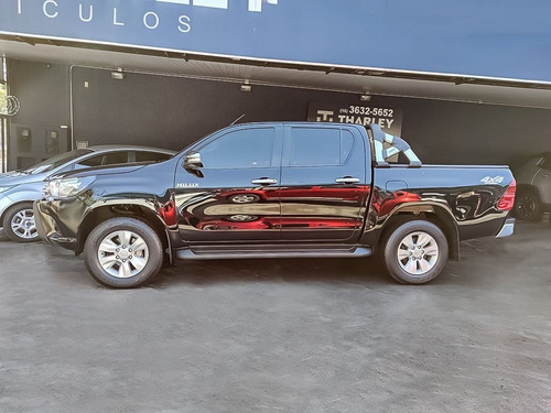 Imagem 12 de 15 de Toyota Hilux 2.8 Srv 4x4 Cd 16v
