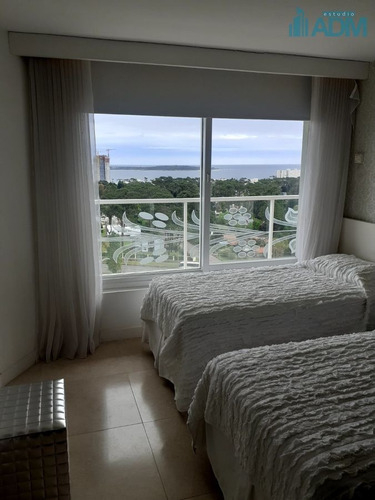 Imagen 9 de 17 de Departamento Piso Alto Yoo