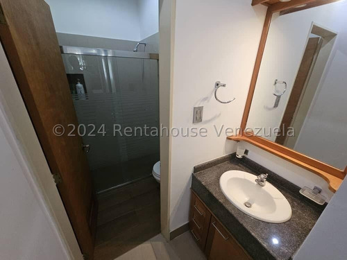 Bello Y Cómodo Apartamento En Venta La Boyera Caracas 25-9342 Edf
