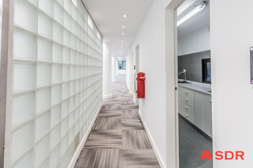 Imagen 7 de 24 de Oficina En Alquiler 620m. A Nuevo En Av Del Libertador 767, Vicente López