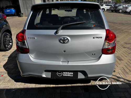 Toyota Etios 1.3 X 16V FLEX 4P MANUAL