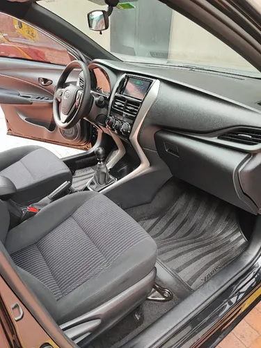 Toyota Yaris Xl 1.5 Mecánico 2022
