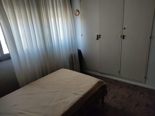 Imagen 6 de 7 de Departamento - Recoleta - 2 Ambientes - Cochera.
