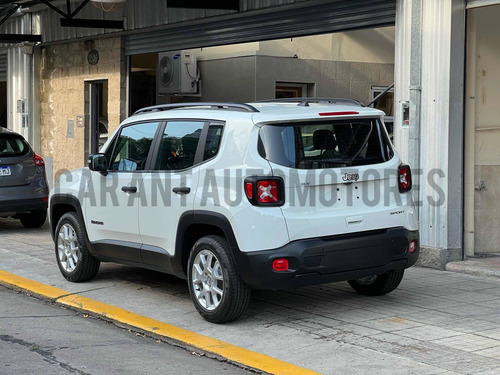 Imagen 3 de 12 de Jeep Renegade Sport Mt /// 2022 - 0km