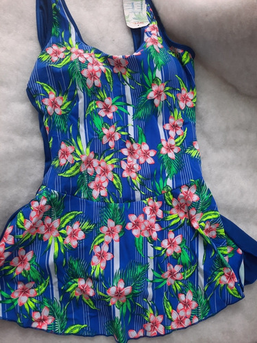 Hermoso Vestido De Baño Enterizo Con Falda Copas Internas