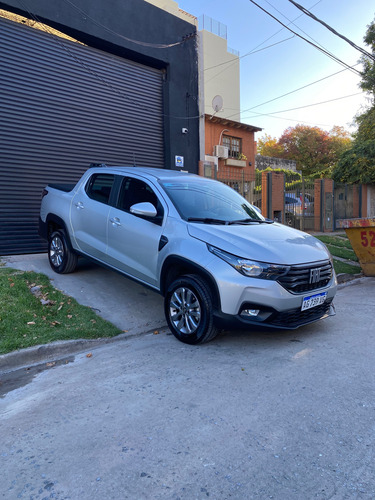 Fiat Strada 1.4 8v Freedom Cd