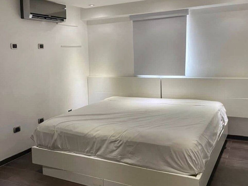 Imagen 4 de 12 de Apartamento De Lujo En Venta La Trigaleña 350m2, Cod.132534 Daniela Jimenez