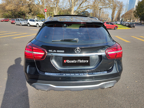 Mercedes-Benz Clase GLA 1.6 Gla200 Urban 156cv