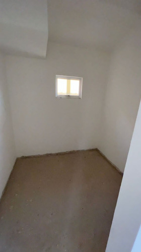Imagen 5 de 12 de Townhouse Urb. Los Rauseos Resd. Villa El Riachuelo 04126903606
