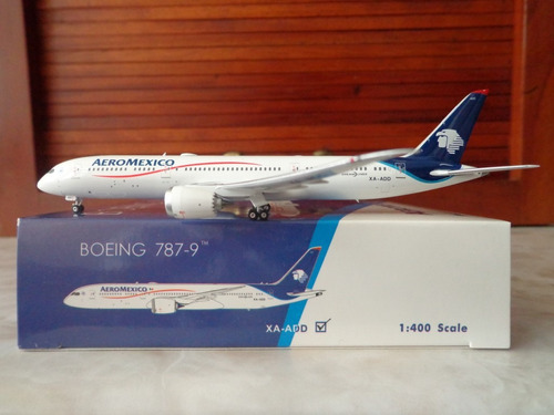 Avion Boeing 787-9 De Aeromexico Xa-add En La Escala 1:400