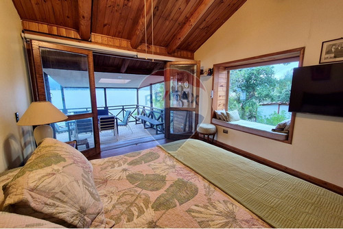 Hermosa Casa En Lago Vichuquén