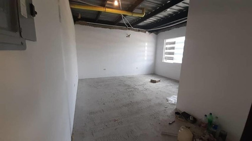 Imagen 14 de 30 de #1 Selenap # Edificion Comercial En Venta En Av. Libertador, Barquisimeto, Lara. ++ 23-17197 ++ 04245197639 ¡!!sp!!