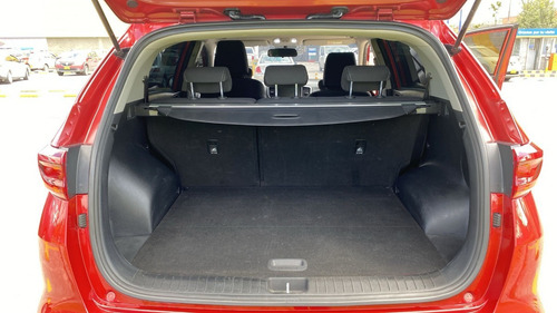 Imagen 24 de 25 de Kia Sportage Hibrida