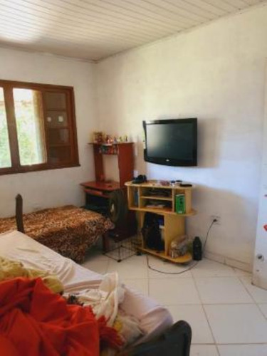 Imagem 5 de 24 de Mini Chácara No Bairro Sítio Velho, Em Itanhaém, Com Tanque De Peixes Com Mais De 100 Tilápias, Quarto De Dispensa, Poço Artesiano, Fogão A Lenha E Vaga Para 02 Automóveis Ref: 9544/ac