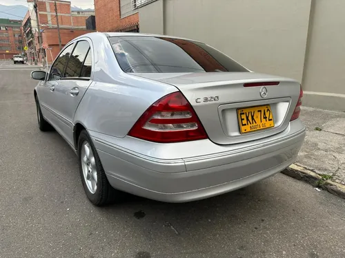 Mercedes-Benz Clase C 3.2