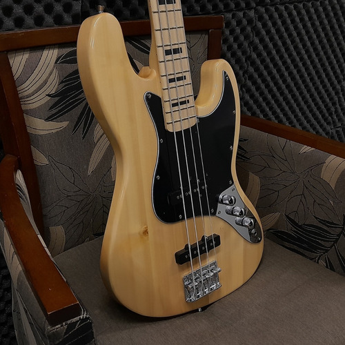 Imagem 5 de 10 de Contrabaixo Waldman Gjj-200x Nat 4 Cordas Jazz Bass Vintage