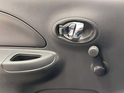 Imagen 13 de 15 de Nissan March Sense Ta 2016