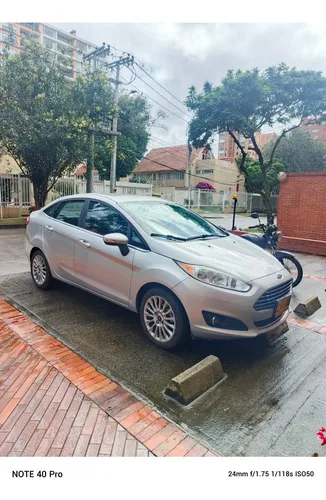 Ford Fiesta 1.6 Titanium At