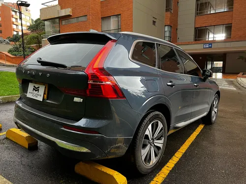 Volvo XC60 2.0 T8 Plus