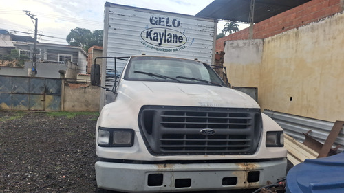 Ford F12000 Pitibull Com Baú Todo Frigorífico Sem Aparelho