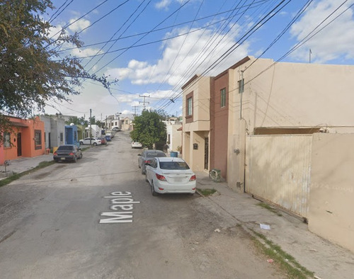 Sk01- Casa En Remate Bancario En C. Maple, Los Bosques, Monclove, Coah. (65% Debajo De Su Valor Comercial, Solo Recursos Propios)