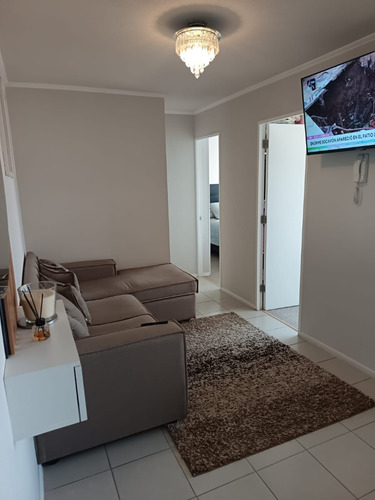 Arriendo Amplio Depto 2d / 1b / Terraza / Logia / Estac.