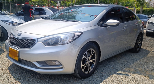 Kia Cerato Pro Pro 1.6 Cc Mec 2015