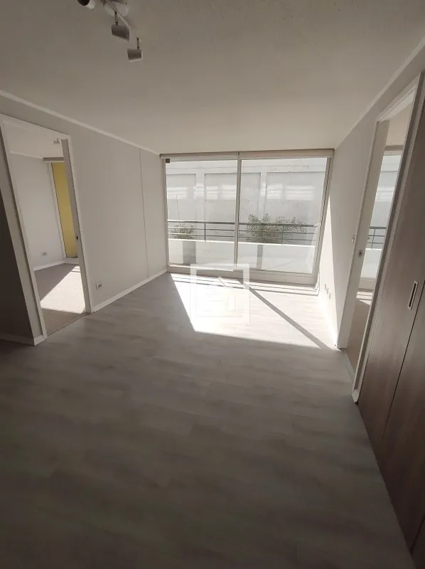 Imagen 3 de 16 de Departamento En Arriendo En Santiago