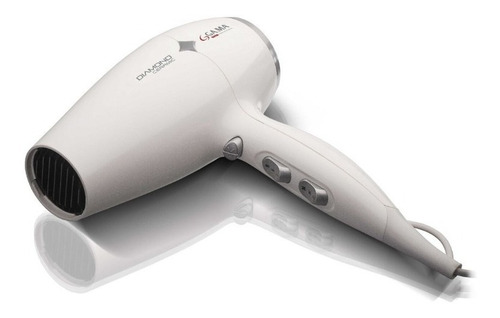 Secador De Pelo Gama Diamond Ceramic 2300w Nano Silver Color Blanco